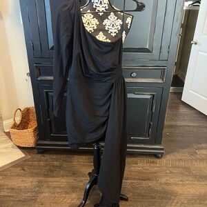 Elegant Black One-Shoulder Dress
